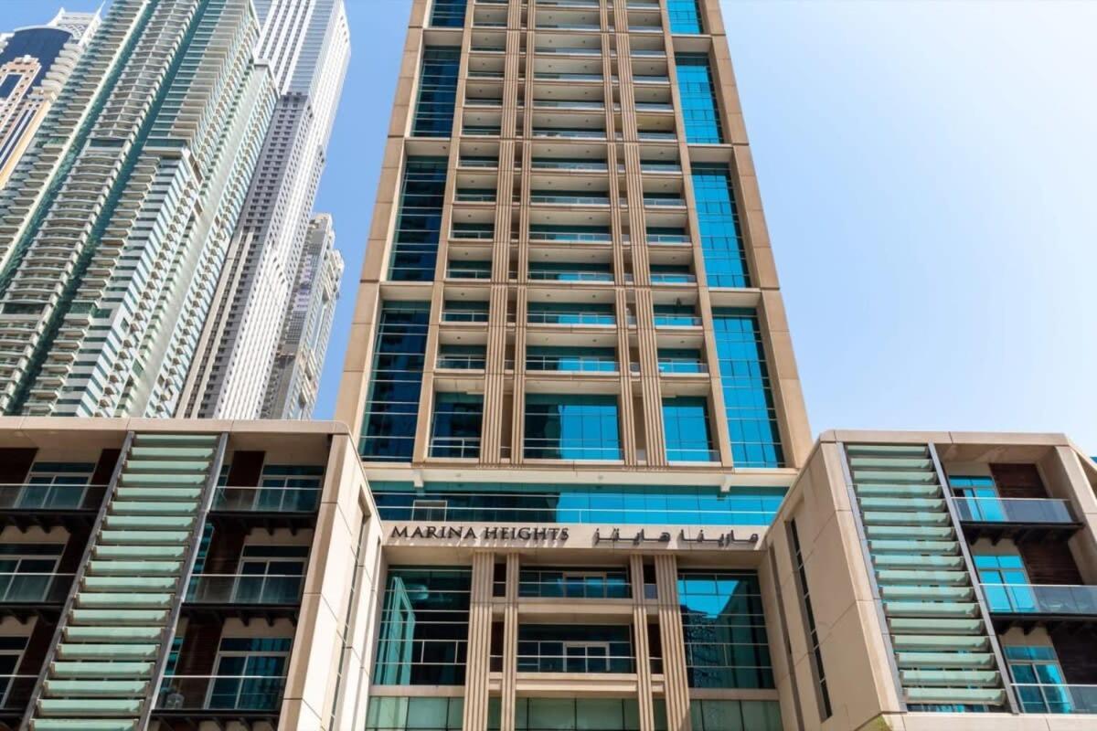 Frank Porter - Marina Heights * Dubai