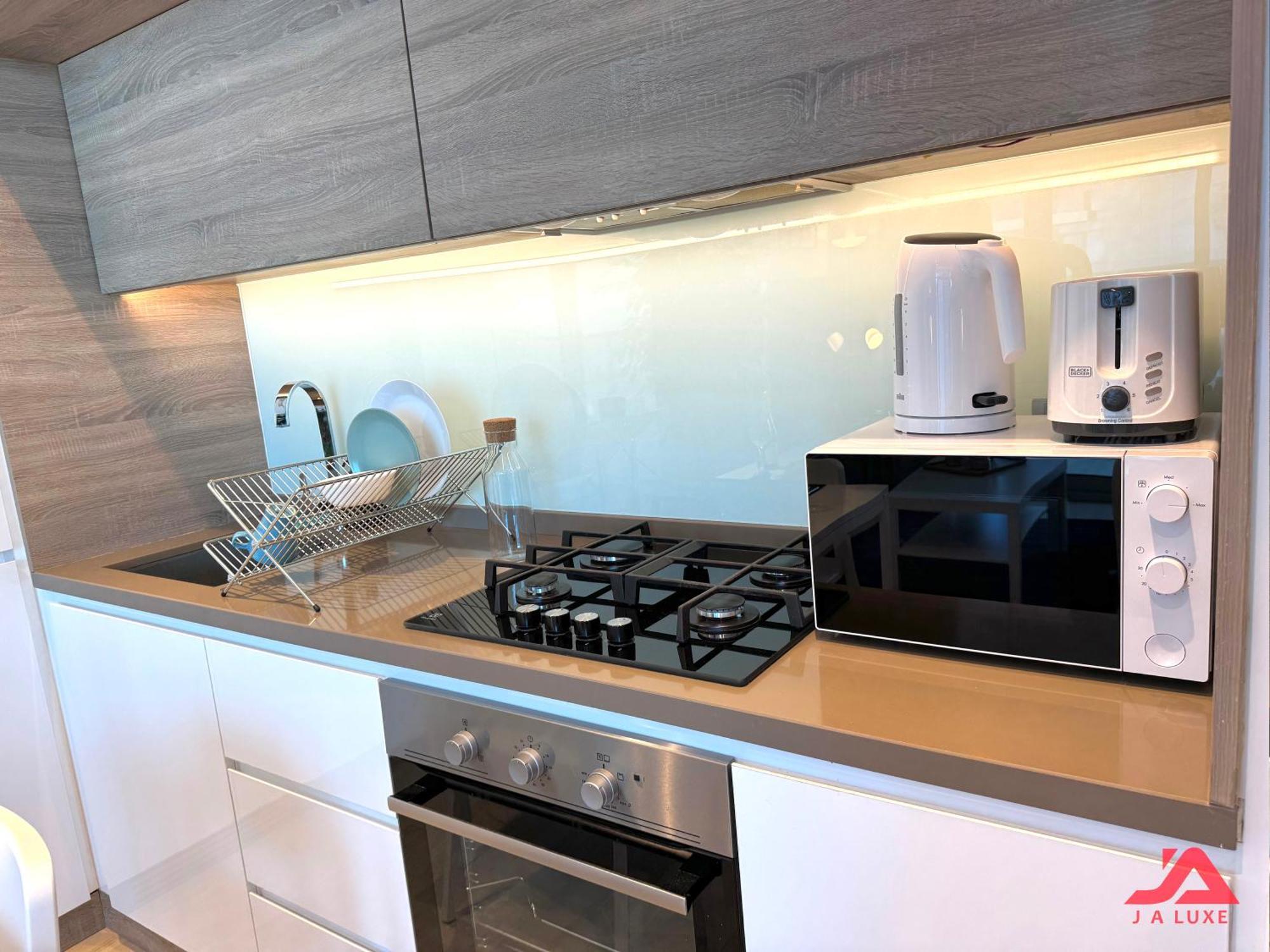 Apartment Stylish Marina & Sea View In One, Marina With Modern Gym & Pool, Steps To Jbr & Metro