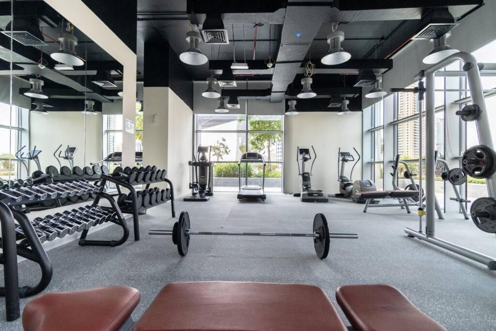 First Class 2br With Magical Duplex In Park * Dubai