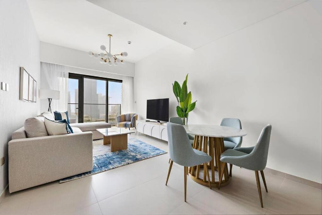 Burj Royale 2 Bed With Burj Khalifa View Apartamento Dubai