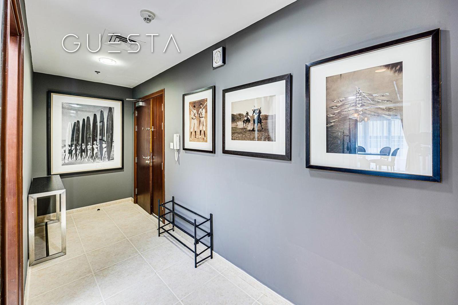 Elite Residence, Marina