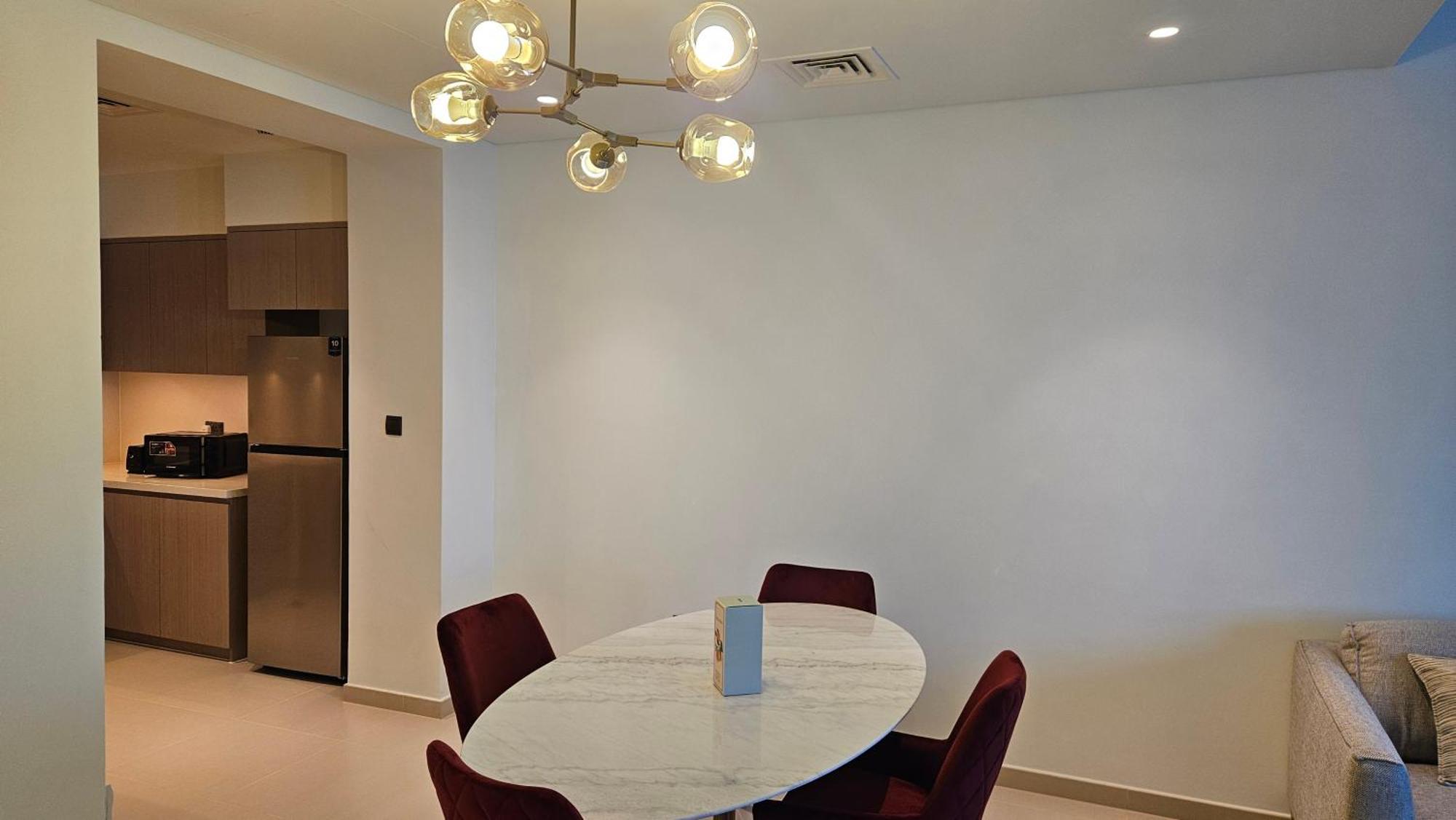 Mh-act Tower- Burj Khalifa View 3bedrooms-ref4107 *