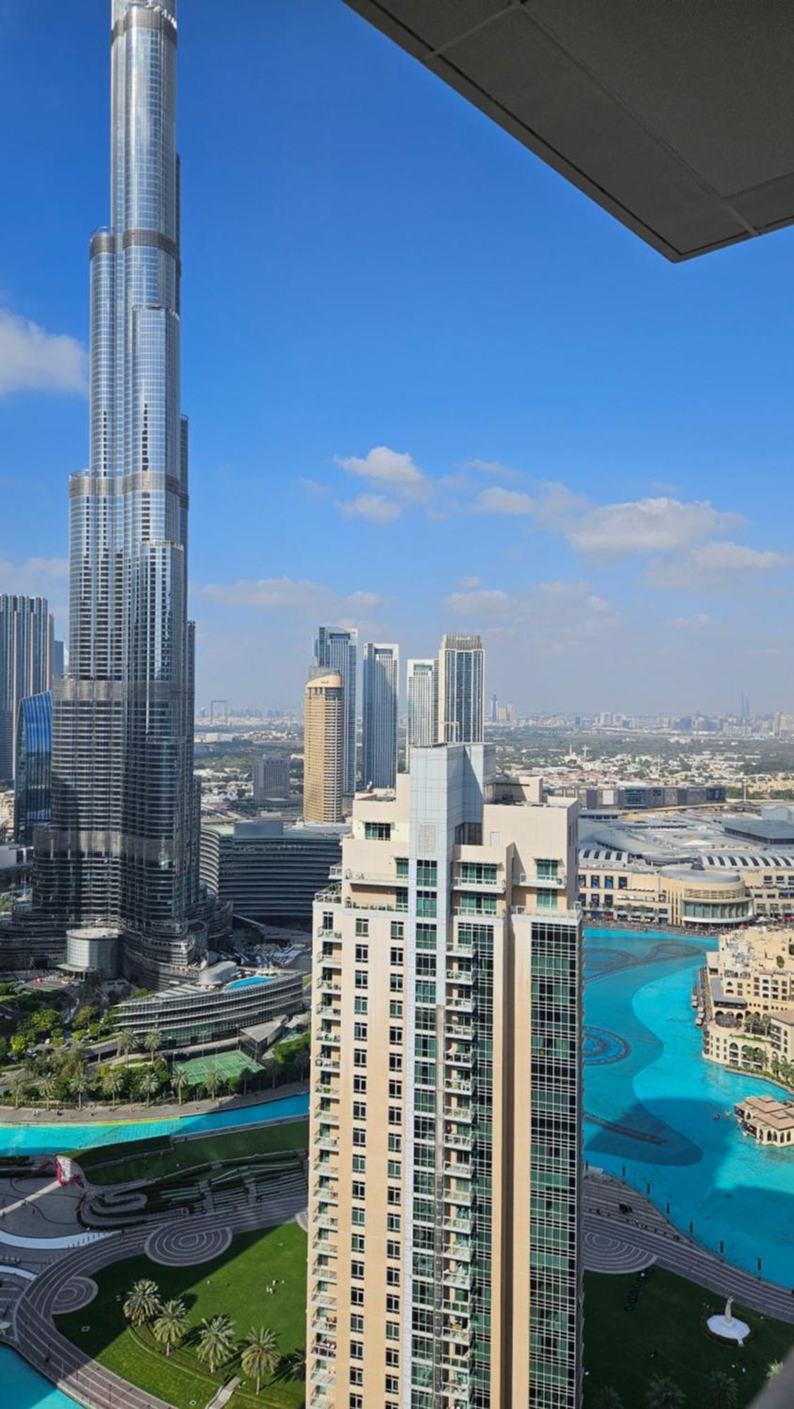 Apartment Mh-act Tower- Burj Khalifa View 3bedrooms-ref4107