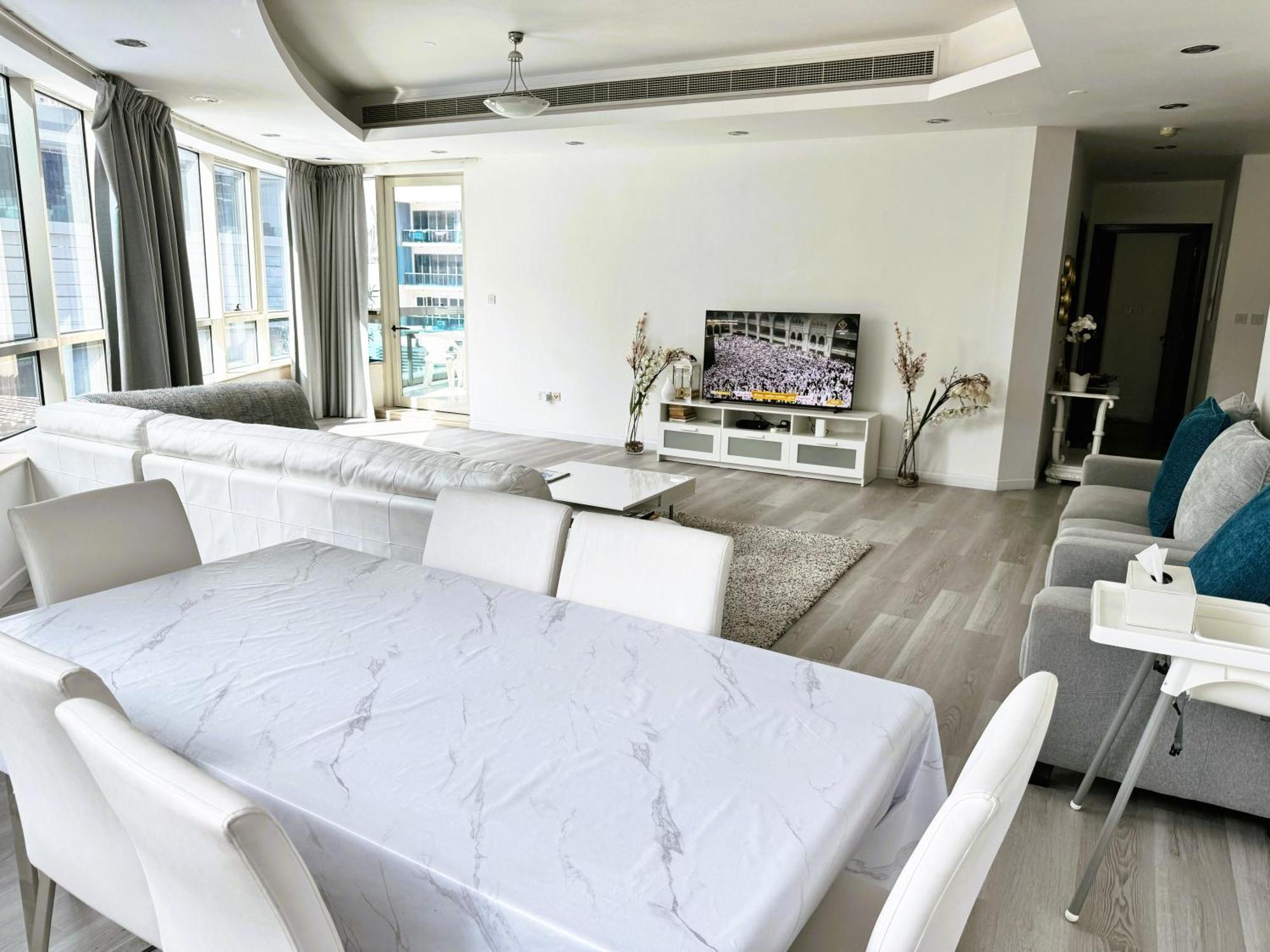 Marina - 5 Bedroom, Feel, Great Amenities Apartment