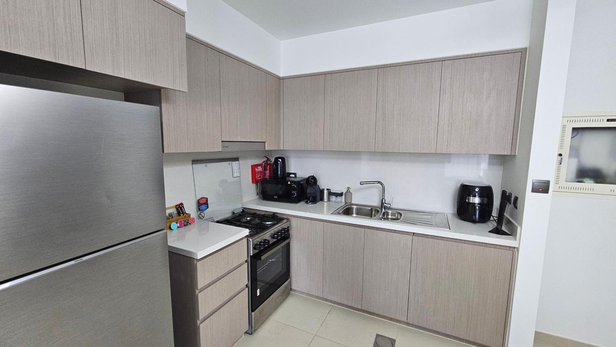 Mh - Act Tower - Burj View - 2bhk - Ref509 Apartment