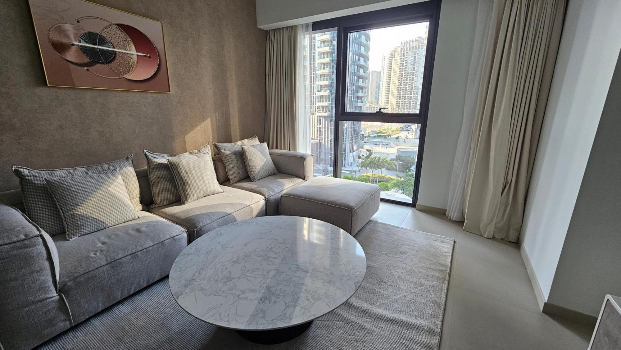 Mh - Act Tower - Burj View - 2bhk - Ref509 *