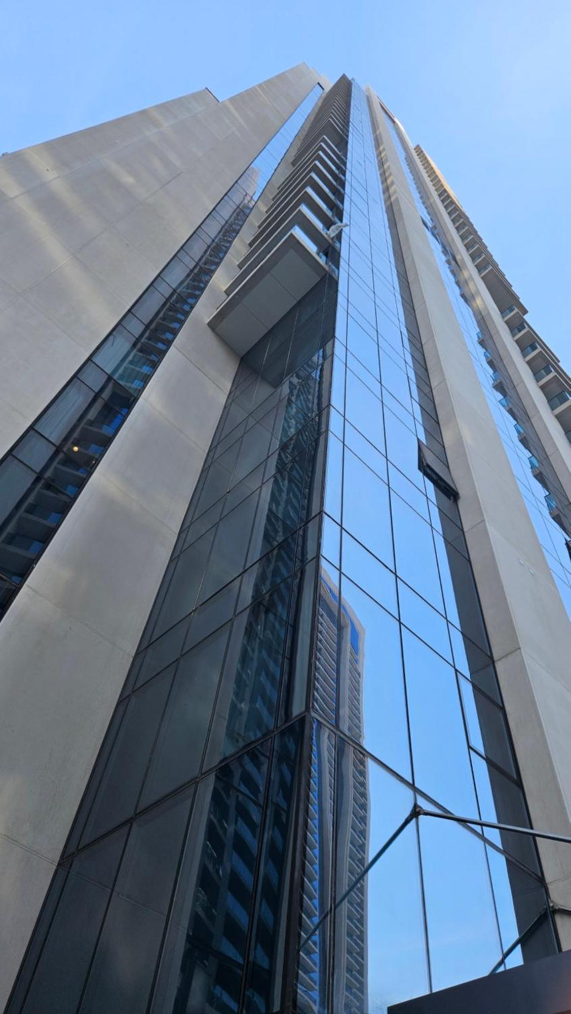 Apartment Mh - Act Tower - Burj View - 2bhk - Ref509 Dubai