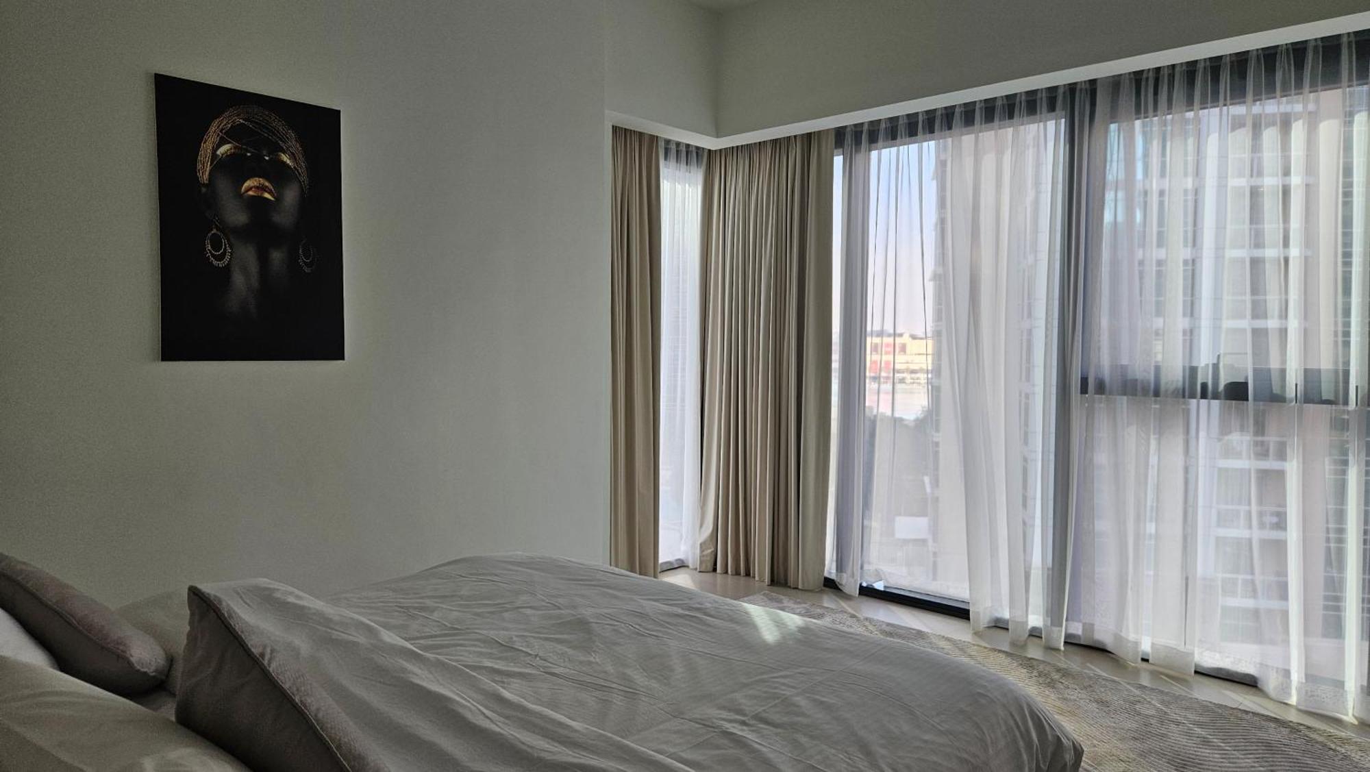 Mh - Act Tower - Burj View - 2bhk - Ref509 * Dubai