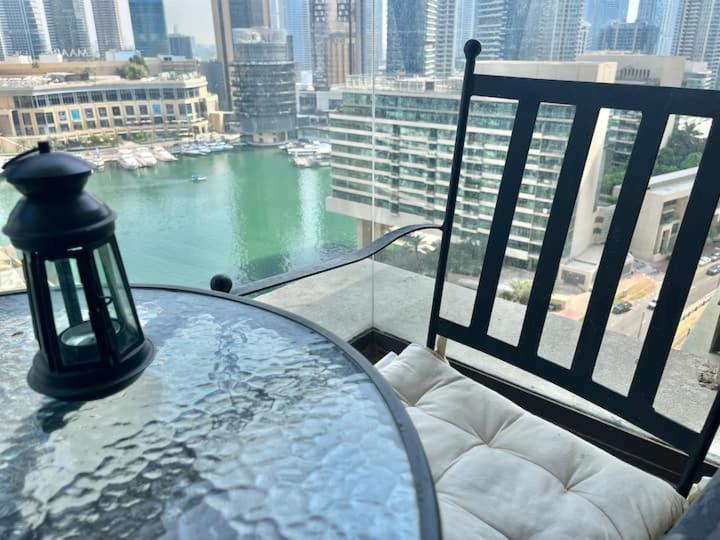 Amazing 1bdr In Jbr- Beach Access And Lake View Apartment