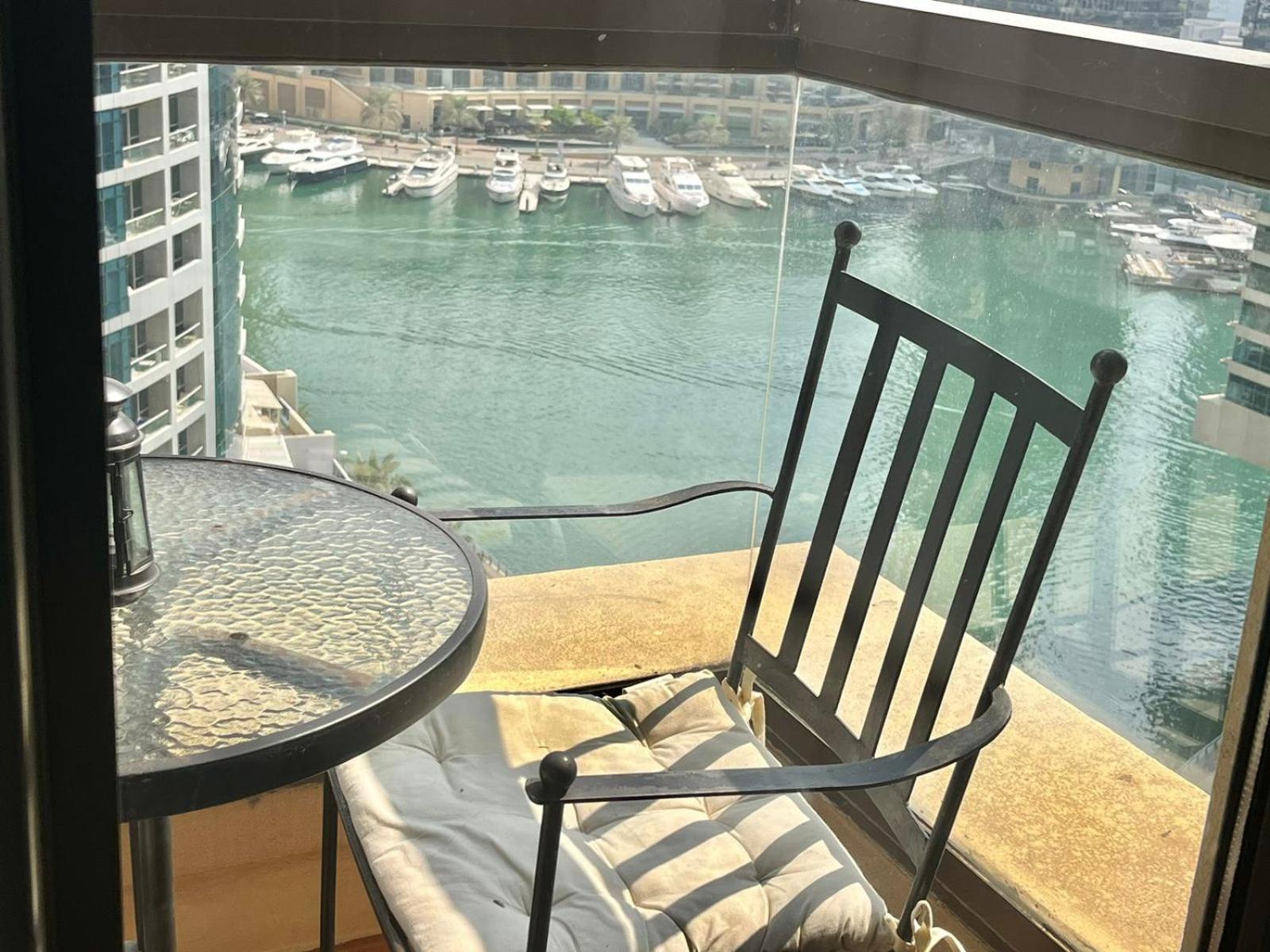 Amazing 1bdr In Jbr- Beach Access And Lake View Apartment Dubai