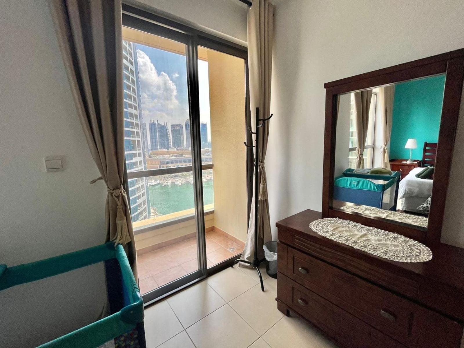 Apartment Amazing 1bdr In Jbr- Beach Access And Lake View