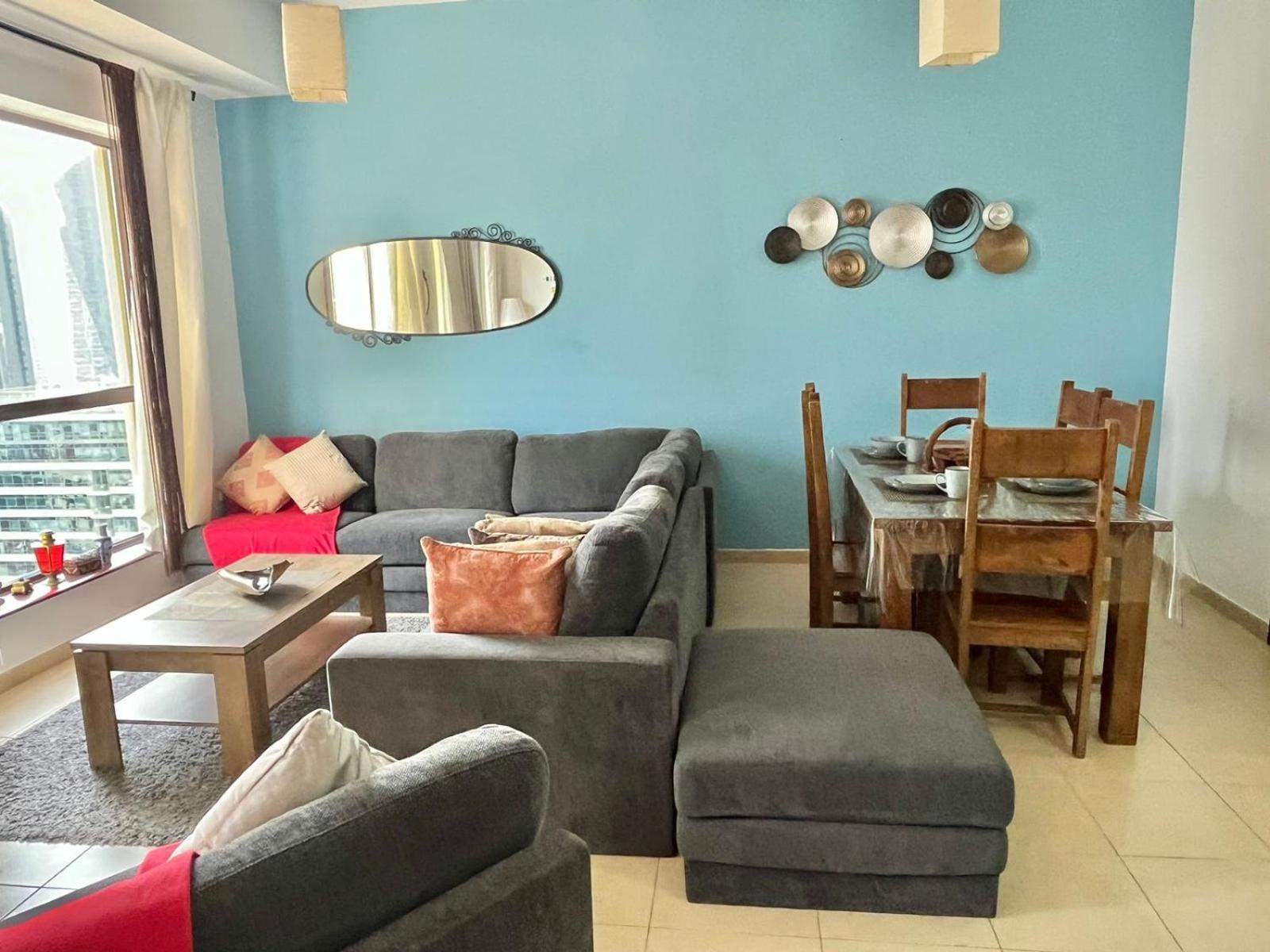 Apartment Amazing 1bdr In Jbr- Beach Access And Lake View *
