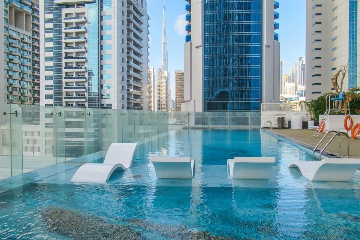 Apartment Frank Porter - Bayz Tower By Danube Dubai