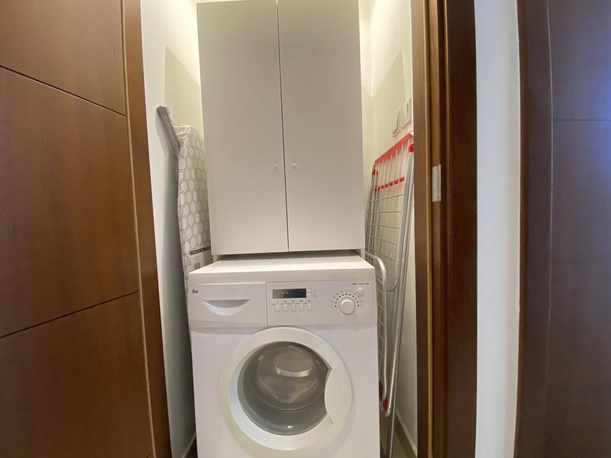 Lux Standpoint Tower Burj & Fountain Views Apartment