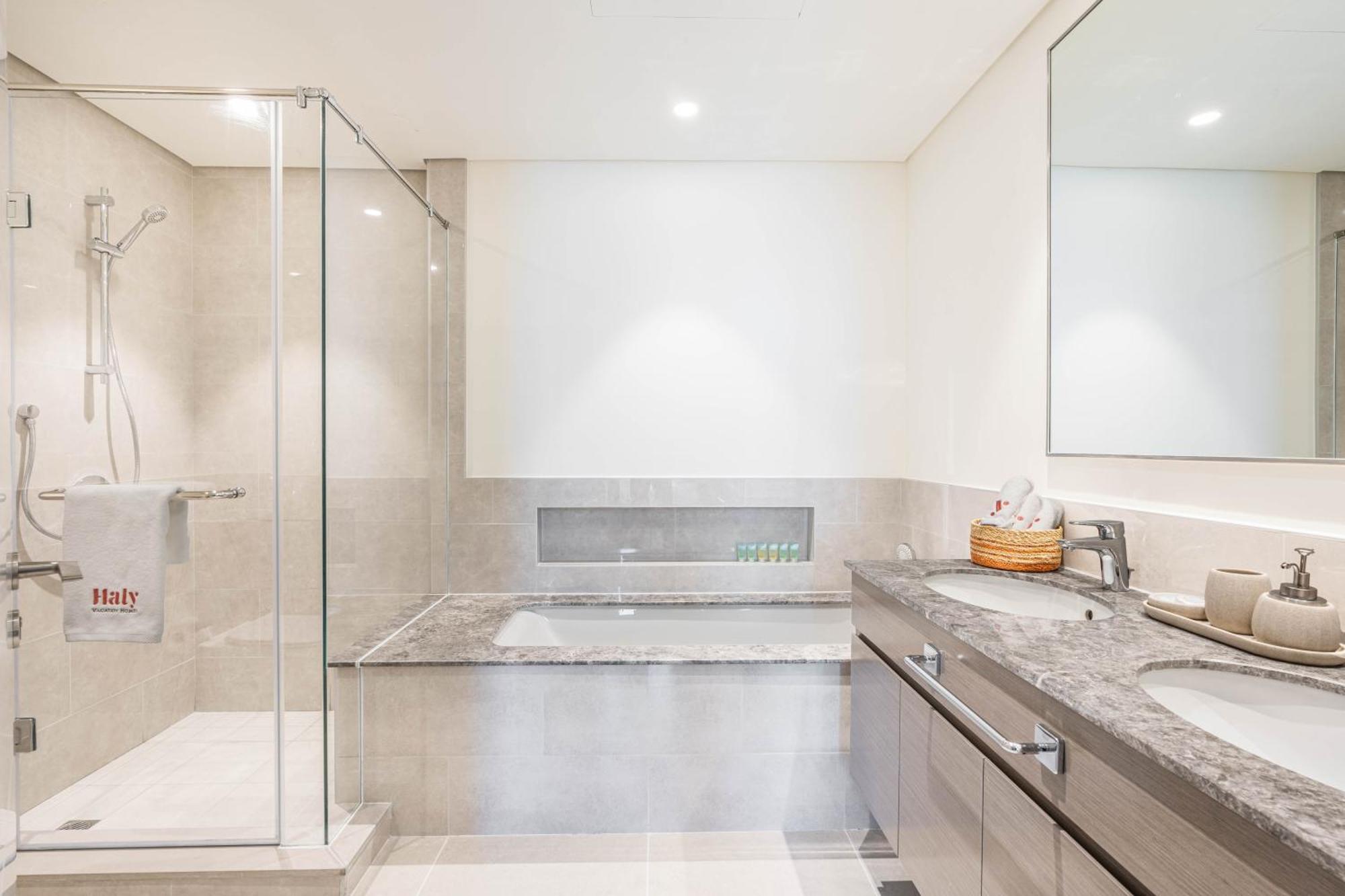 Apartment Luxury 3bhk, Burj Khalifa & Dancing Fountain View *
