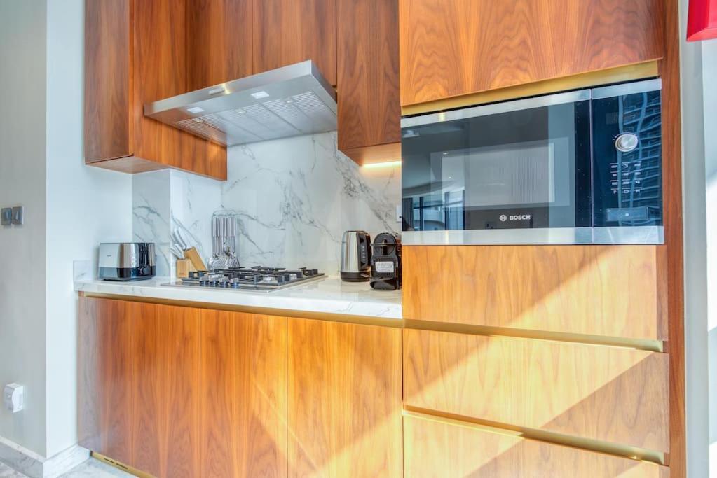 Rh - Spacious Chic Apartment, Next To Mall Apartment Dubai