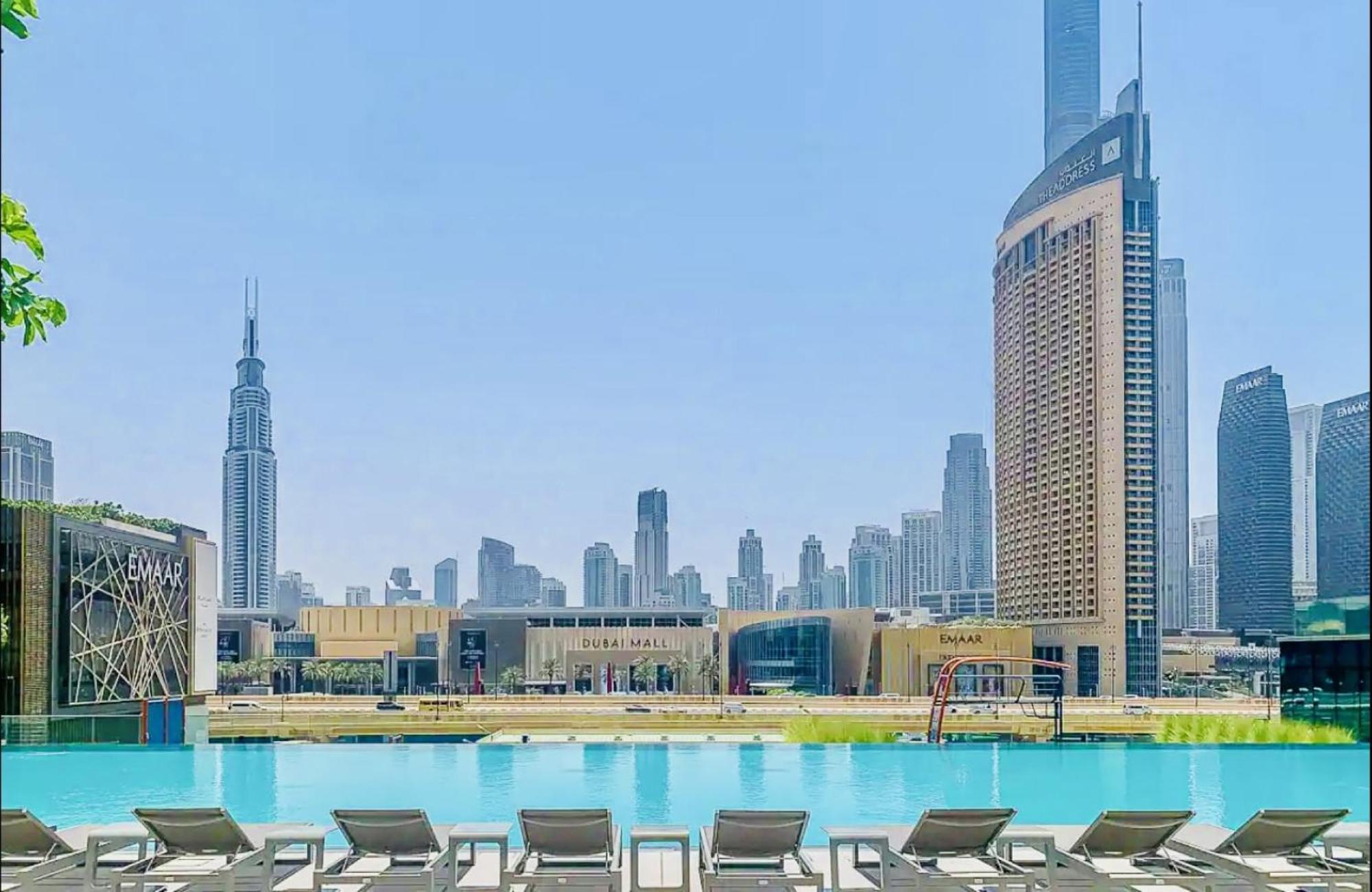 Apartment Sleeps 4 Mall Access Difc Views Dubai
