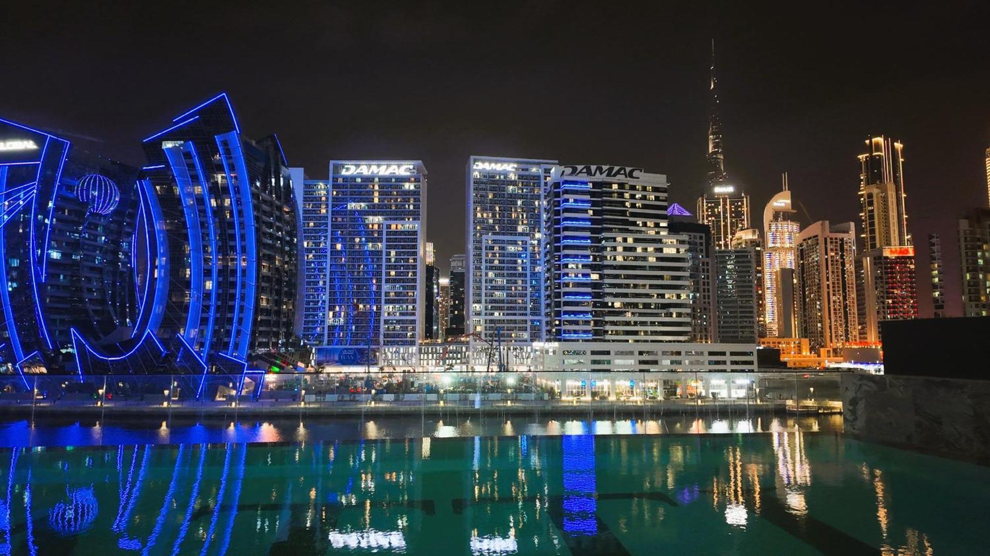 Daire Skyline Retreat With Burj Khalifa View *