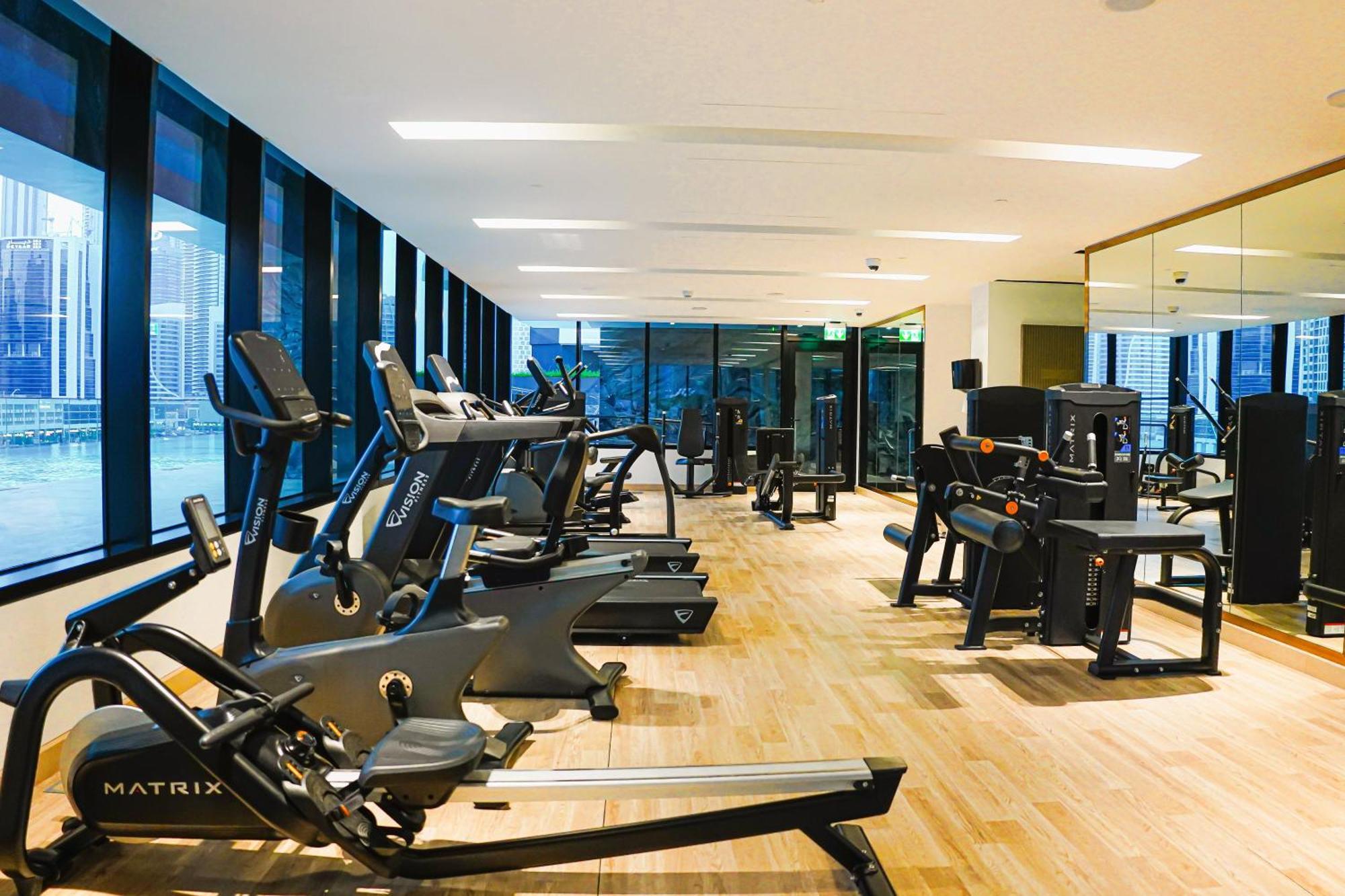 Daire Skyline Retreat With Burj Khalifa View