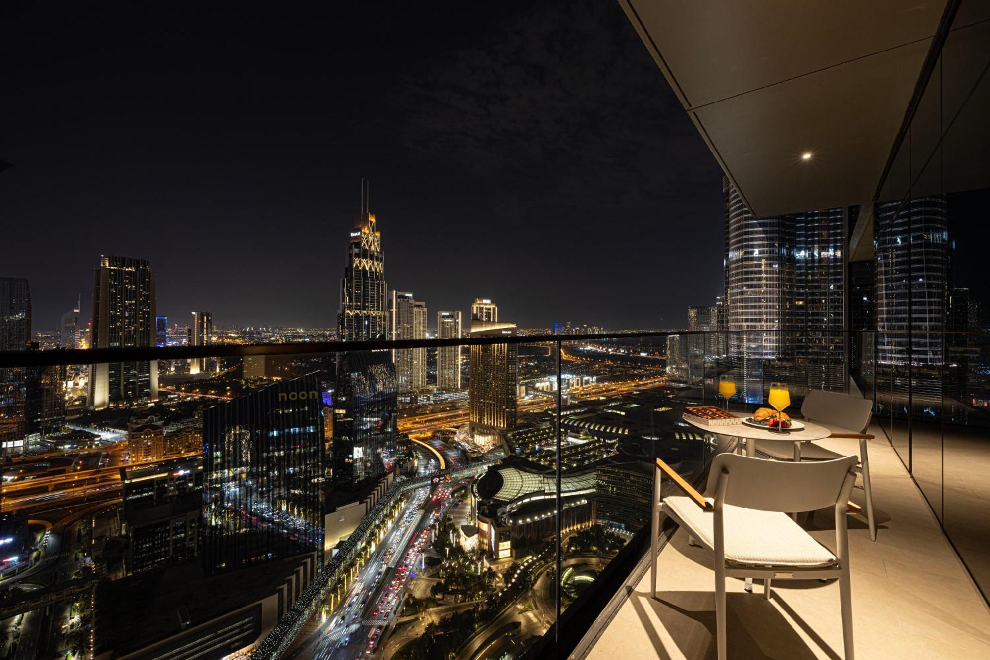 Smartstay At Address Opera - Unique Burj Khalifa Views - Brand New Luxury Residences Apartment *