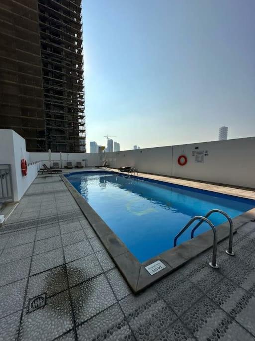 Apartment One Private Bathroom Tub Gym Free Parking *