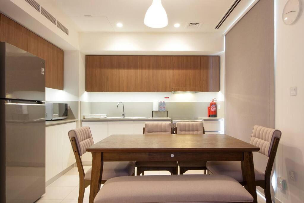 Spacious 3bhk Family Townhouse-emmar South Golf Dubai