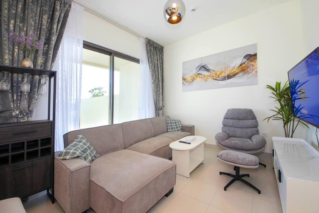 Spacious 3bhk Family Townhouse-emmar South Golf Dubai