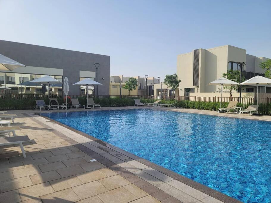 Spacious 3bhk Family Townhouse-emmar South Golf Dubai