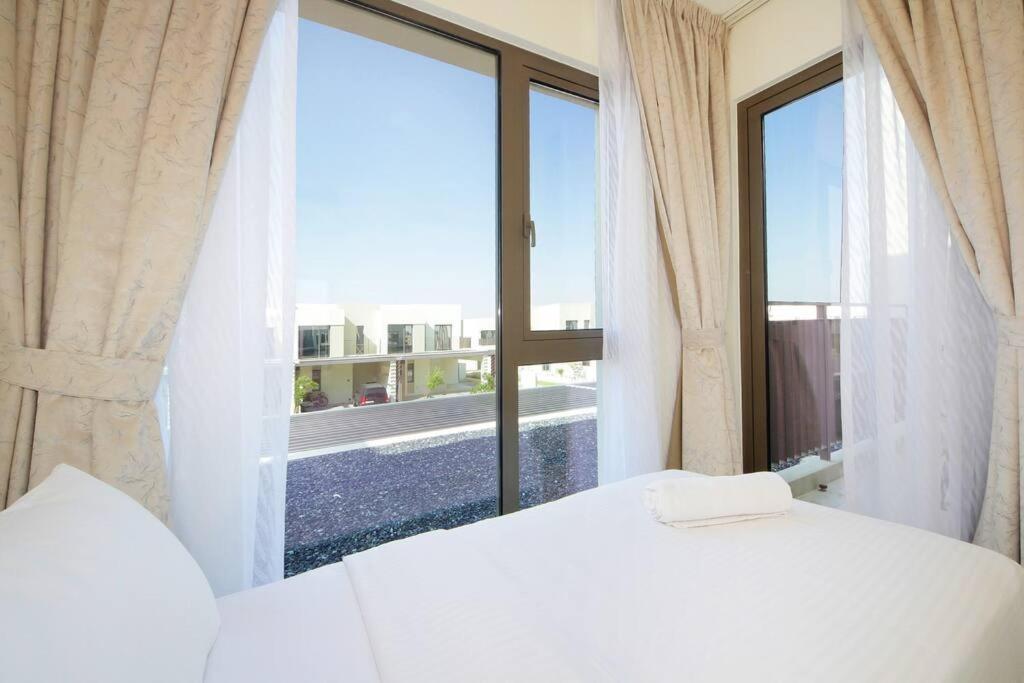 Villa Spacious 3bhk Family Townhouse-emmar South Golf *