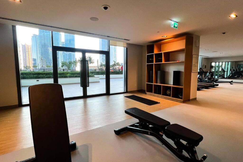 Elegant 1-br , Close To Burj Khalifa, Burj Crown Dubai