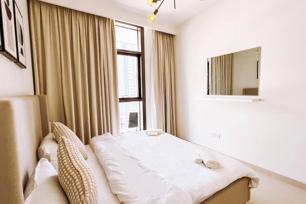 Apartment Elegant 1-br , Close To Burj Khalifa, Burj Crown Dubai
