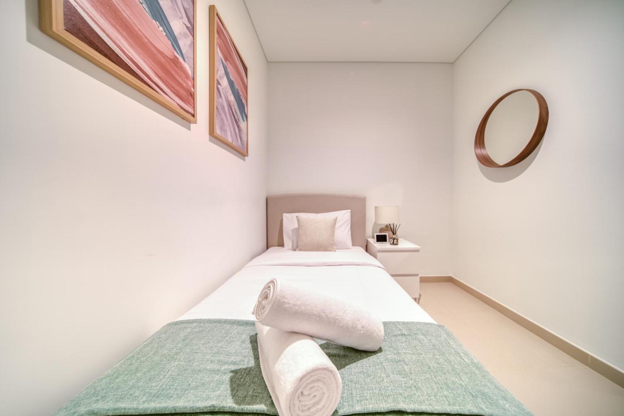Daire Downtown Luxury - Stunning Burj Khalifa View - 5 Minutes Walk To Mall *