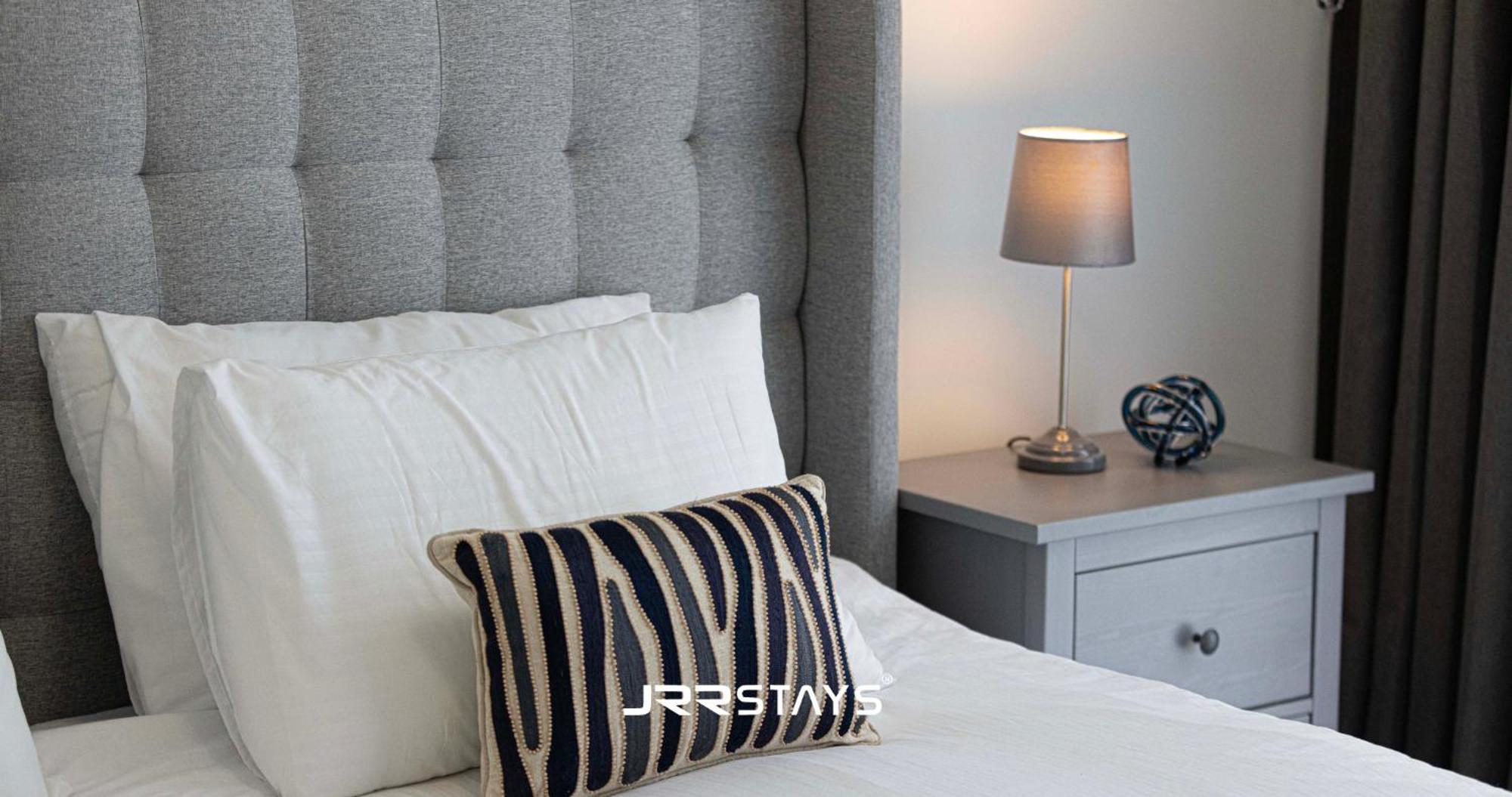Apartment Sophisticated Jvc - Breathtaking View Dubai