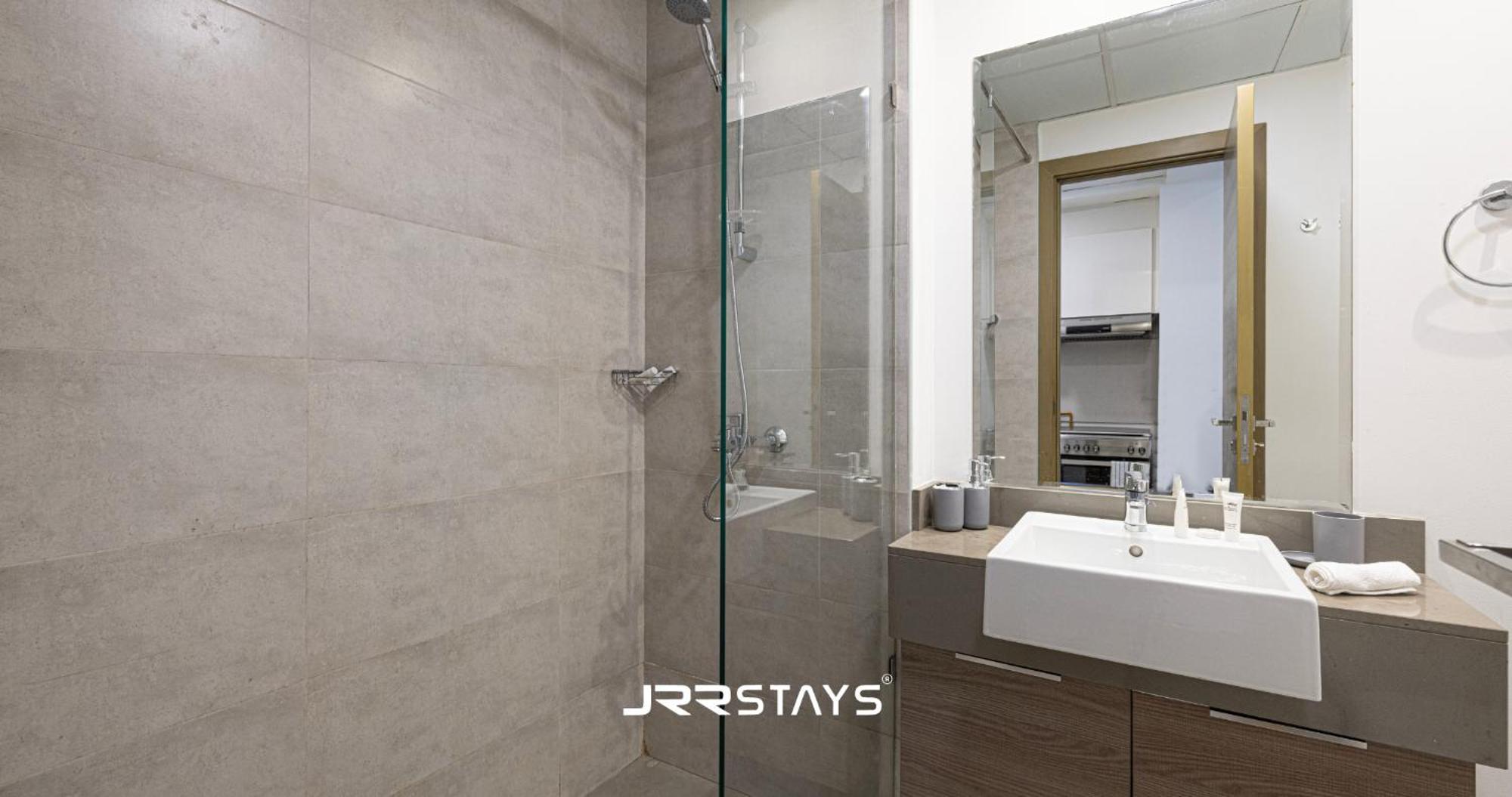 Sophisticated Jvc - Breathtaking View