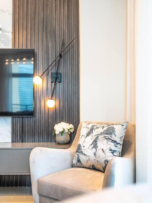 Apartamento Modern Downtown Escape 1bedroom With Upscale Comfort Dubai