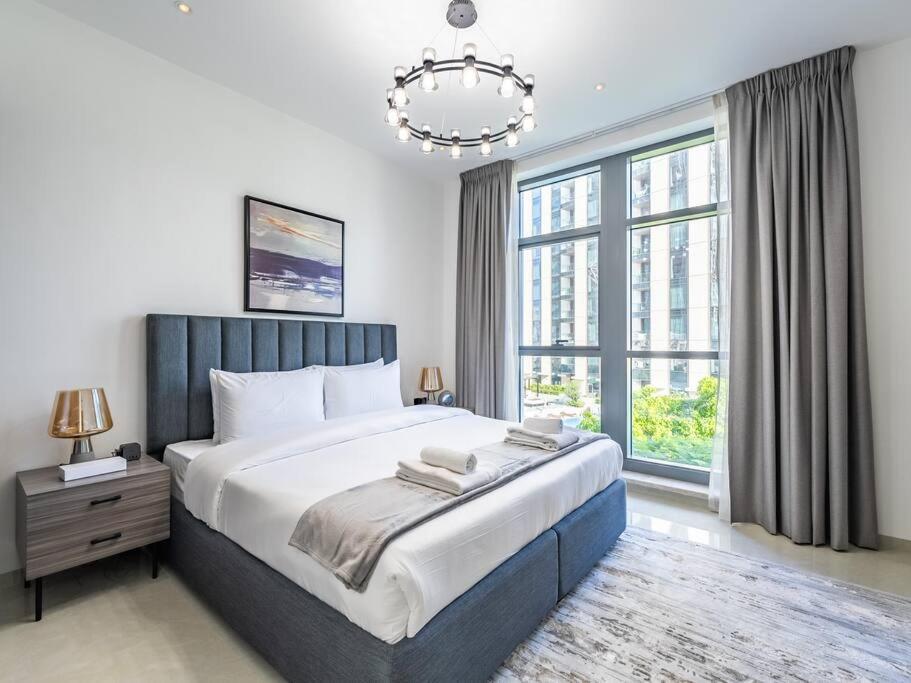 Apartamento Modern Downtown Escape 1bedroom With Upscale Comfort Dubai