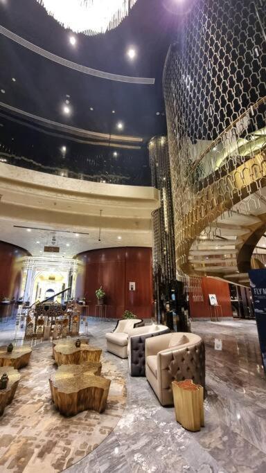 Apartment Luxury Paramount B327 Dubai