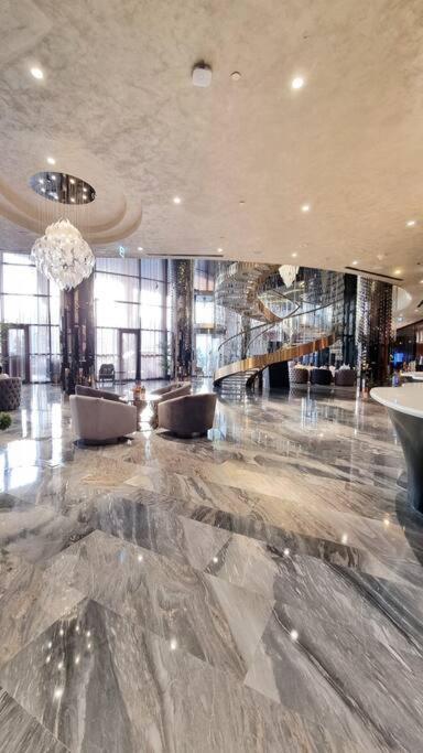 Apartment Luxury Paramount B327