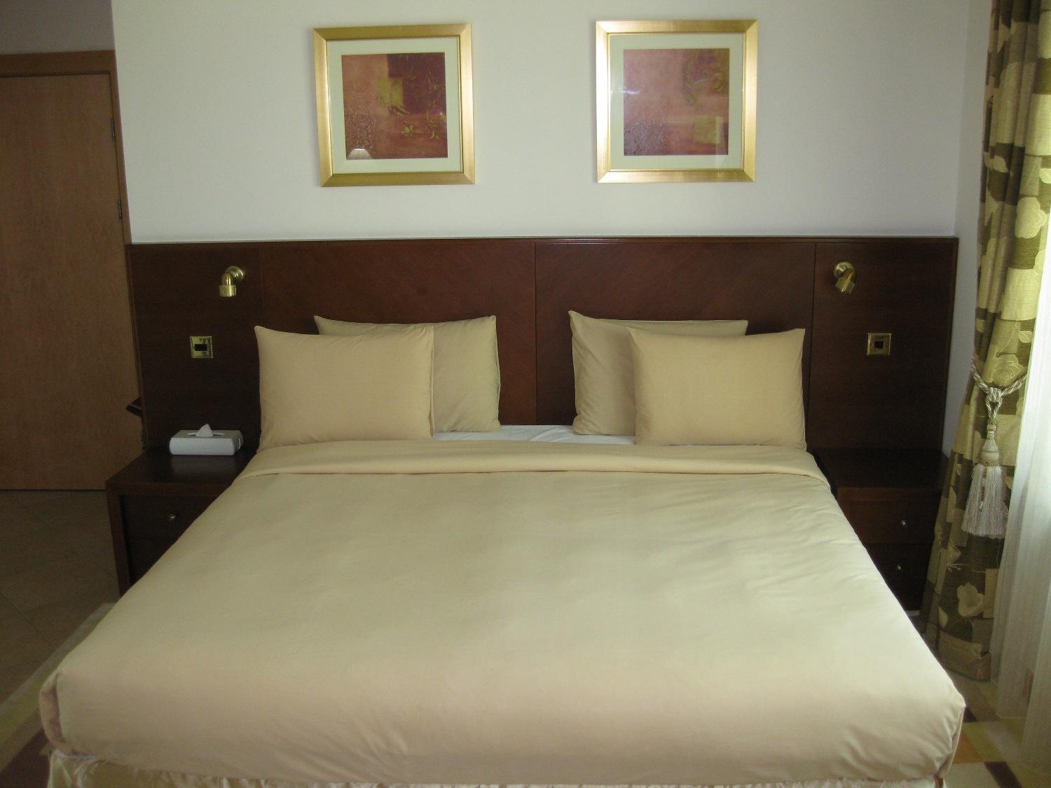 Royal Club By Rvhr, Palm Jumeirah Apartment