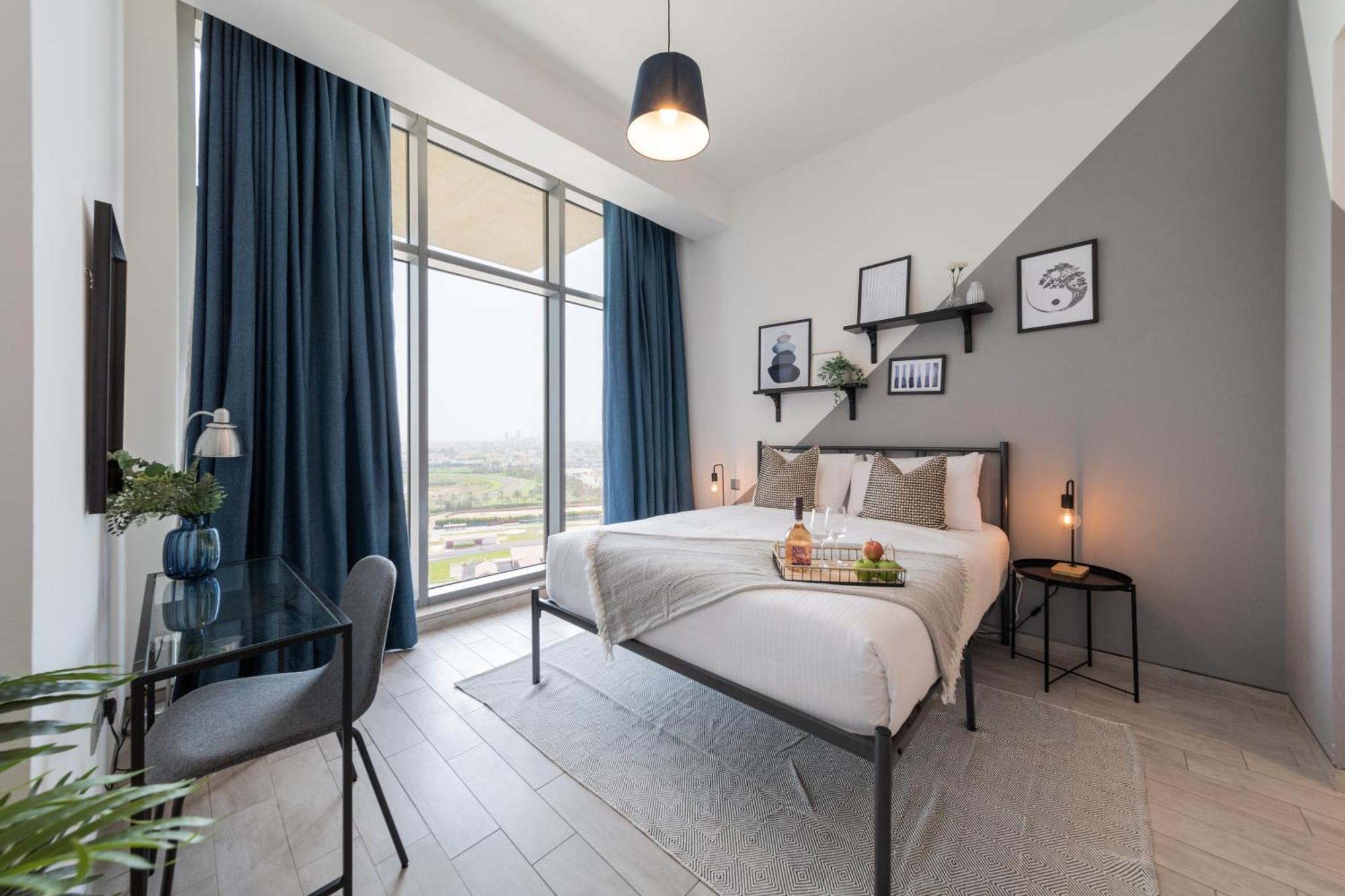 Eden's Homes & - Millennium Atria Residences Apartamento *