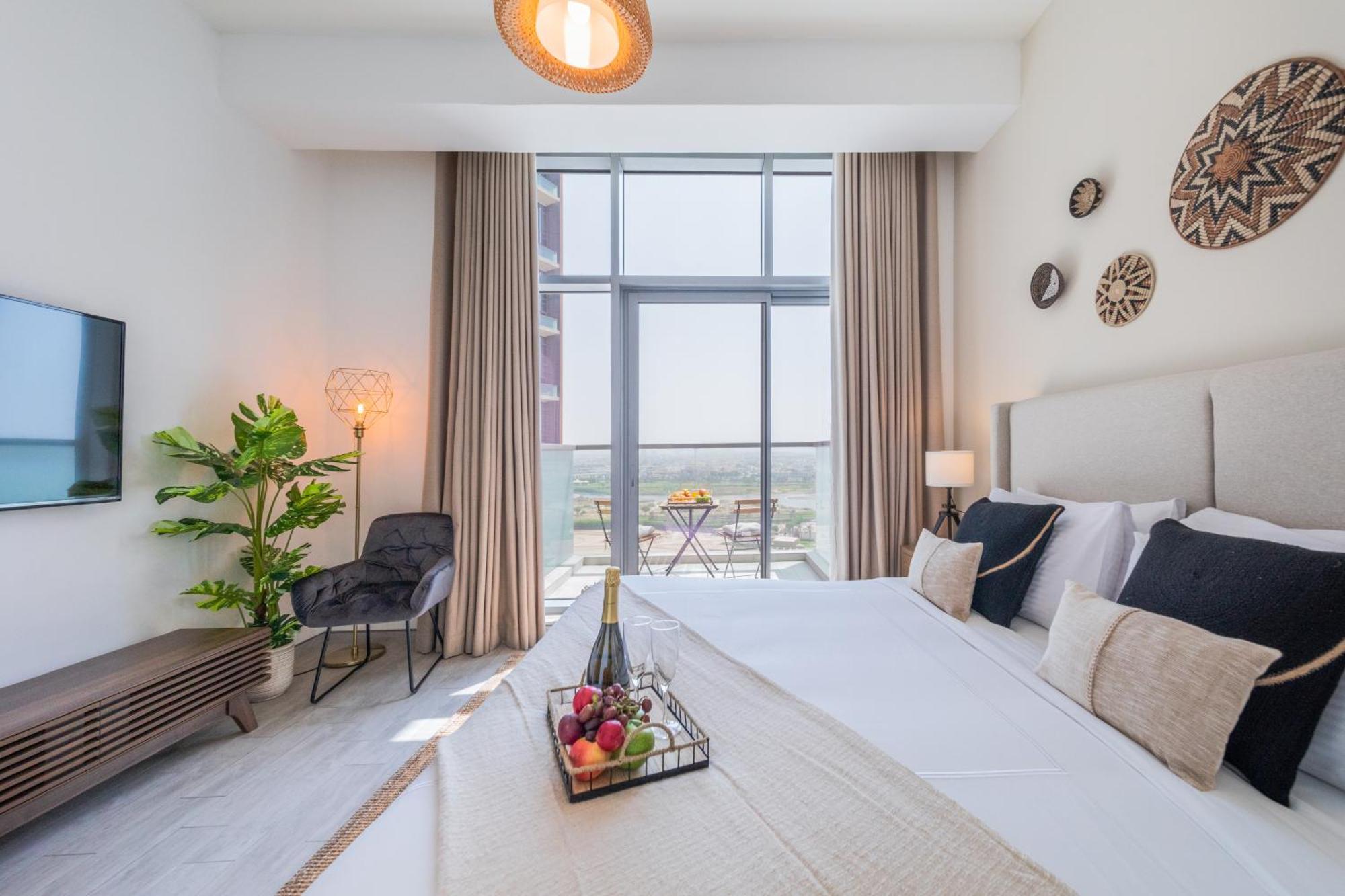 Eden's Homes & - Millennium Atria Residences *