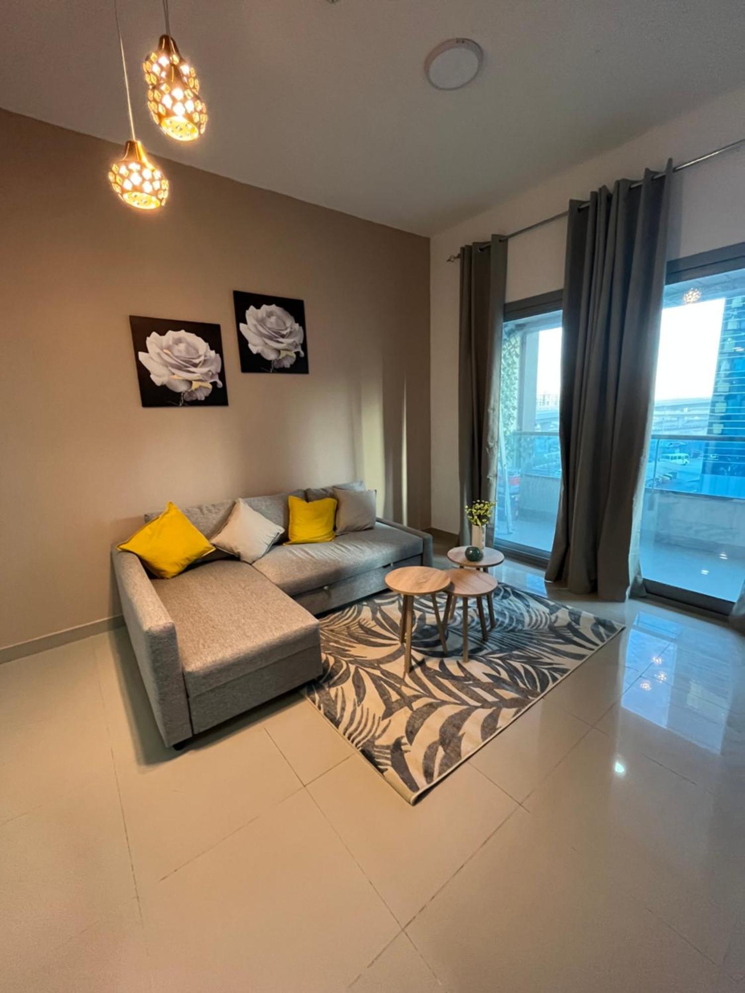 Holiday Rental * Dubai