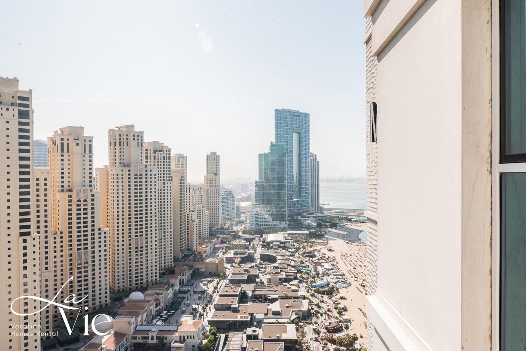 La Vie, Jbr Daire *