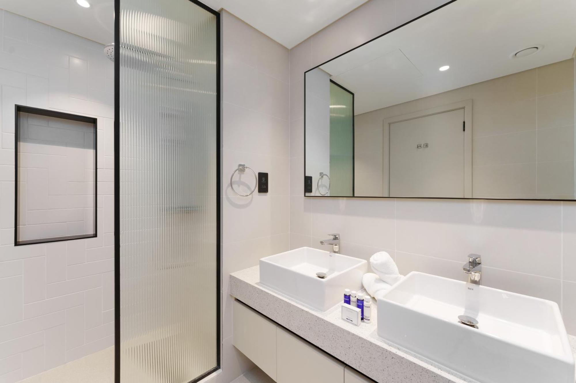 Apartamento Maison Privee - Exclusive W/ Unmatched Marina Vistas