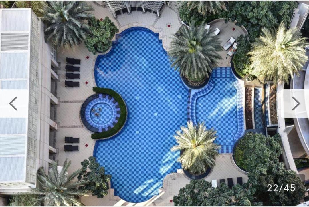 Trinity Homes - Standpoint Tower Downtown Apartment Dubai