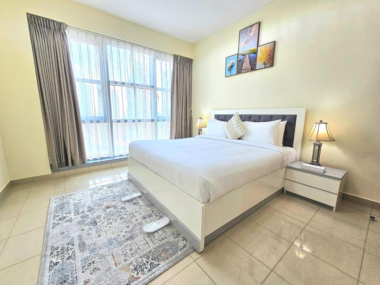 Trinity Homes - Standpoint Tower Downtown