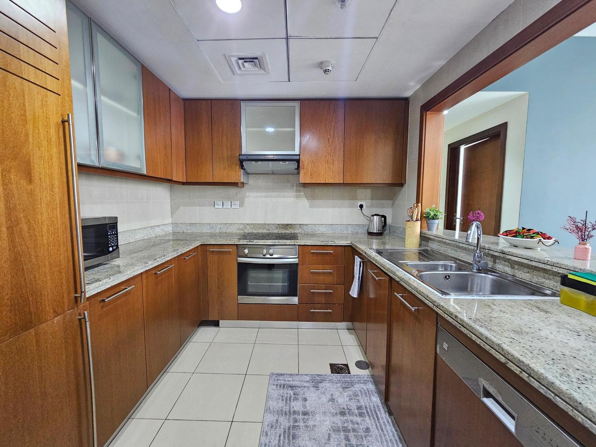 Trinity Homes - Standpoint Tower Downtown Apartment