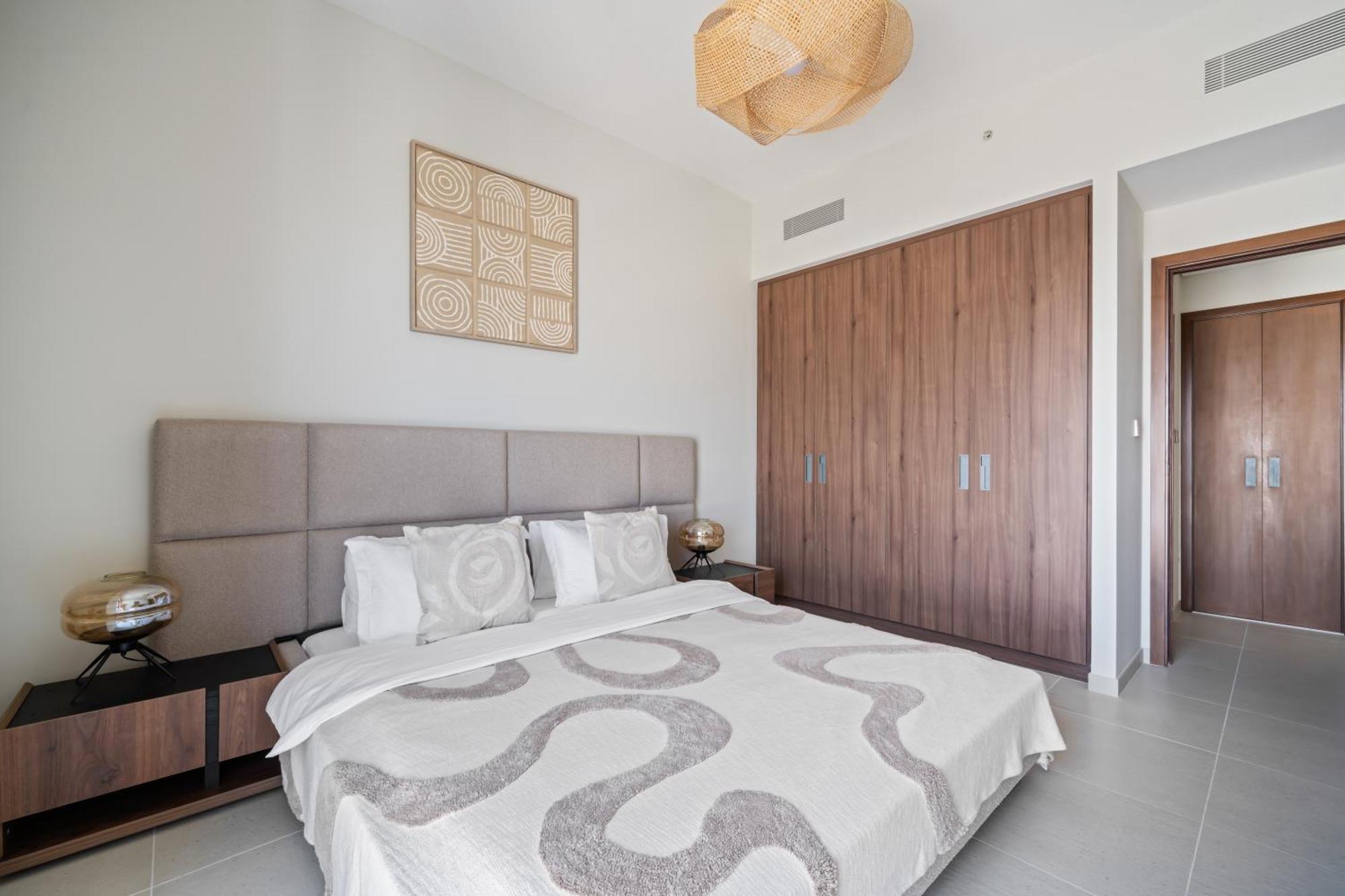 Harbour Oasis - Vida Residences - Creek Harbour Apartment *