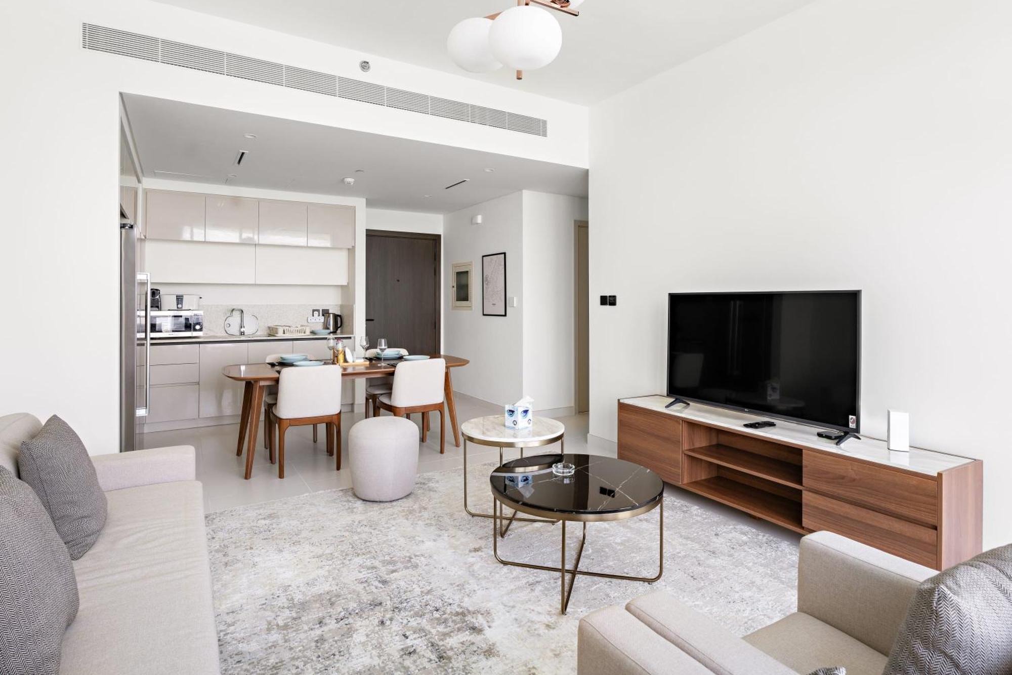 Silkhaus Skyline View | Exclusive Neighbourhood Apartment *