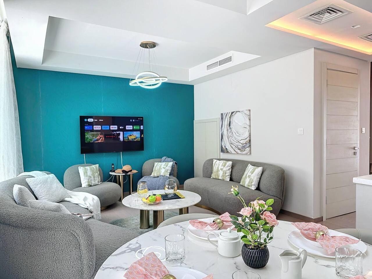 Key View - Aquilegia Villa, Damac Hills Holiday home *